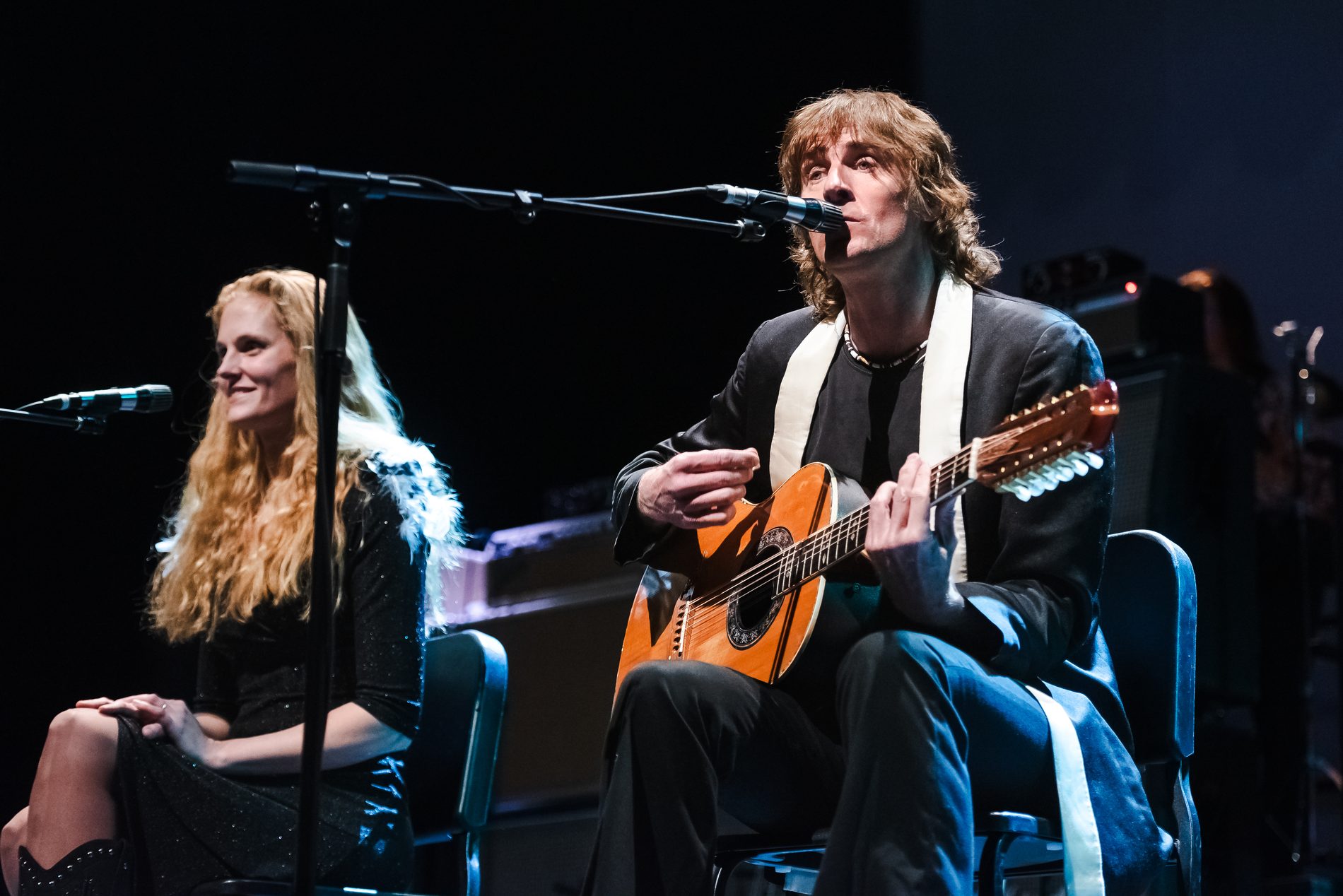 The McCartney Years acoustic performance moment